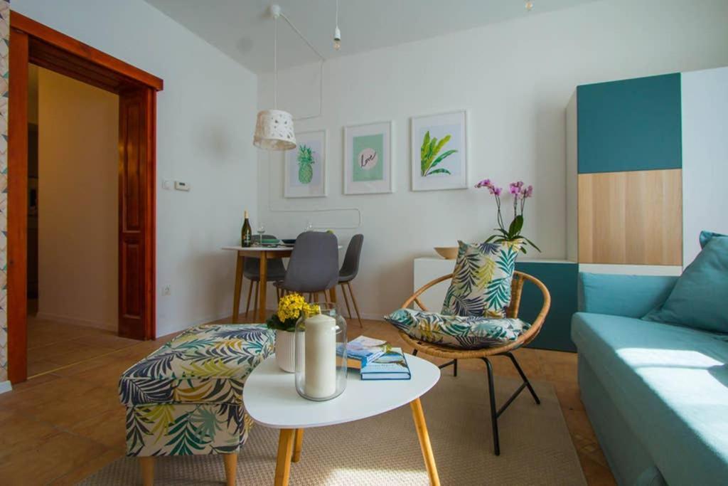 Teubel Apartman 2 Секешфегервар Екстер'єр фото