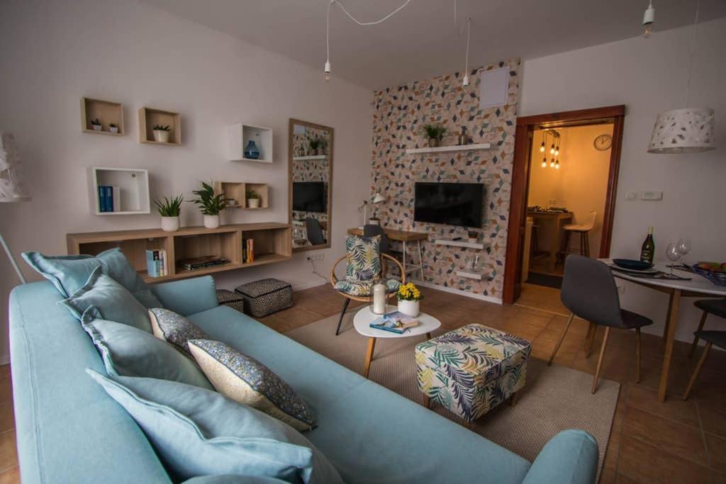 Teubel Apartman 2 Секешфегервар Екстер'єр фото