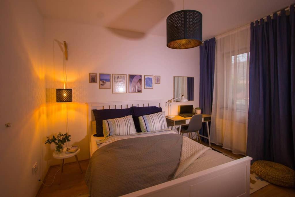 Teubel Apartman 2 Секешфегервар Екстер'єр фото